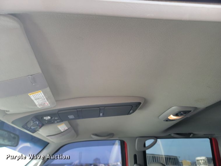 image for item ME9676 1997 Chevrolet Suburban K1500 LT  SUV