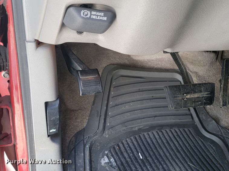 image for item ME9676 1997 Chevrolet Suburban K1500 LT  SUV