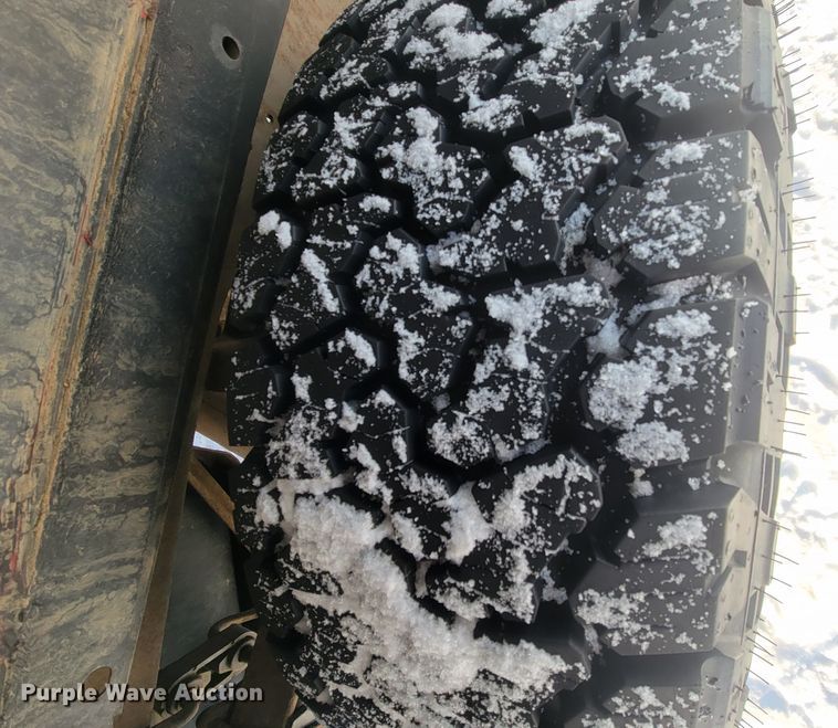 image for item ME9676 1997 Chevrolet Suburban K1500 LT  SUV