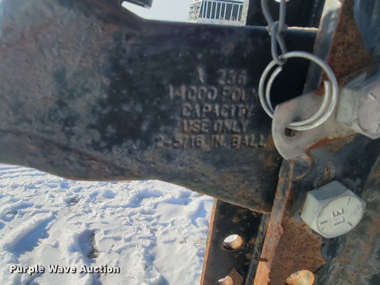 image for item ME9677 2012 PJ B8242  equipment trailer