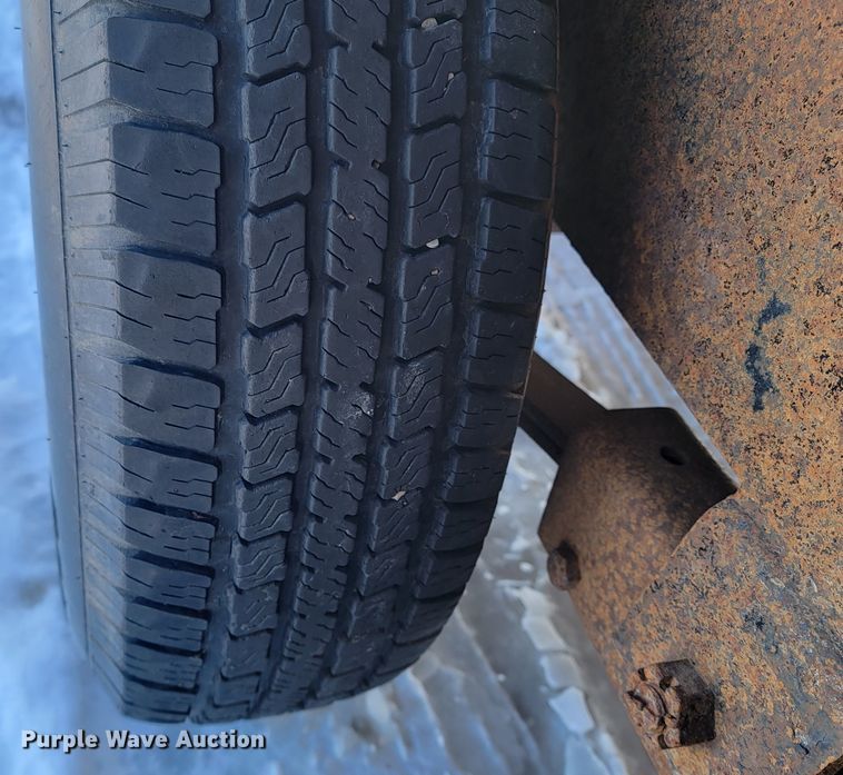 image for item ME9677 2012 PJ B8242  equipment trailer