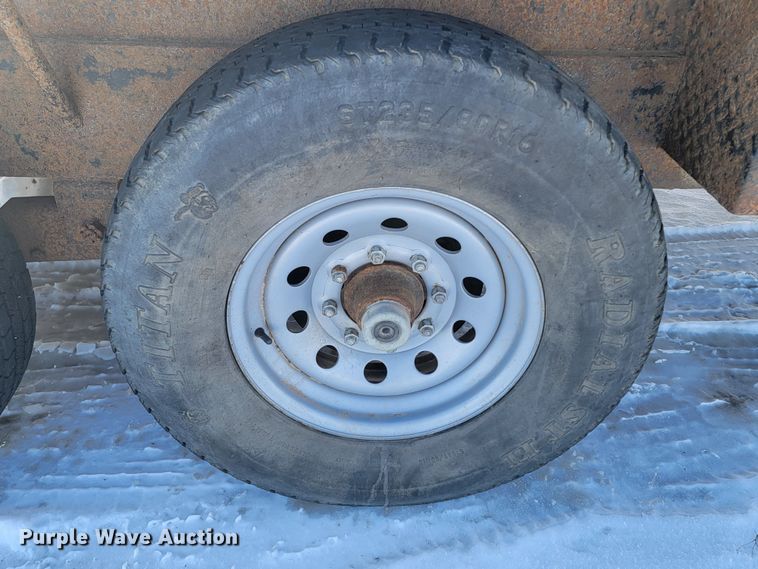 image for item ME9677 2012 PJ B8242  equipment trailer