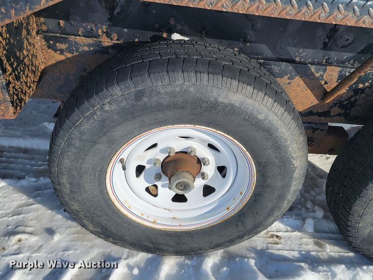 image for item ME9677 2012 PJ B8242  equipment trailer