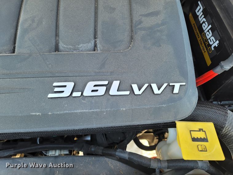 image for item ME9682 2016 Chrysler Town & Country  van