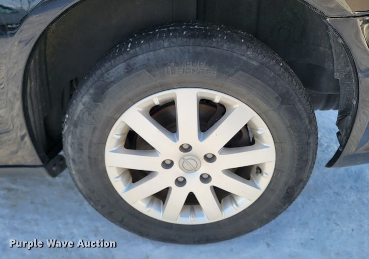 image for item ME9682 2016 Chrysler Town & Country  van