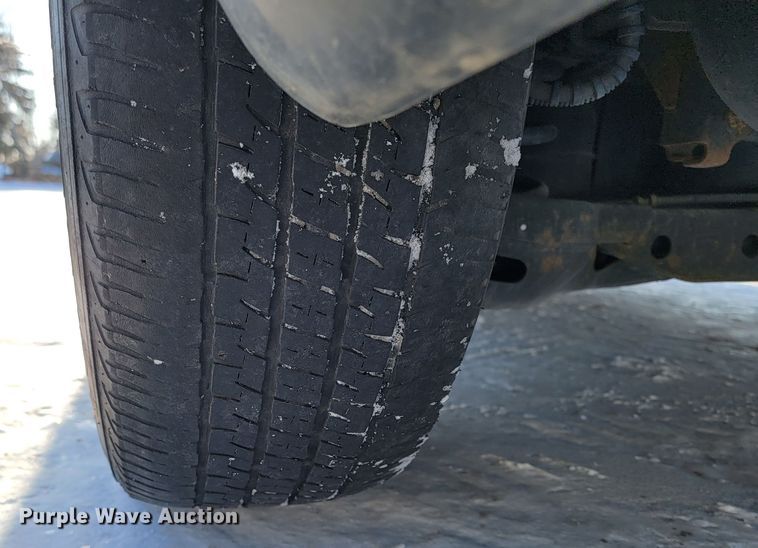 image for item ME9682 2016 Chrysler Town & Country  van