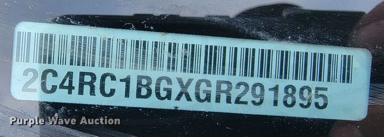 image for item ME9682 2016 Chrysler Town & Country  van