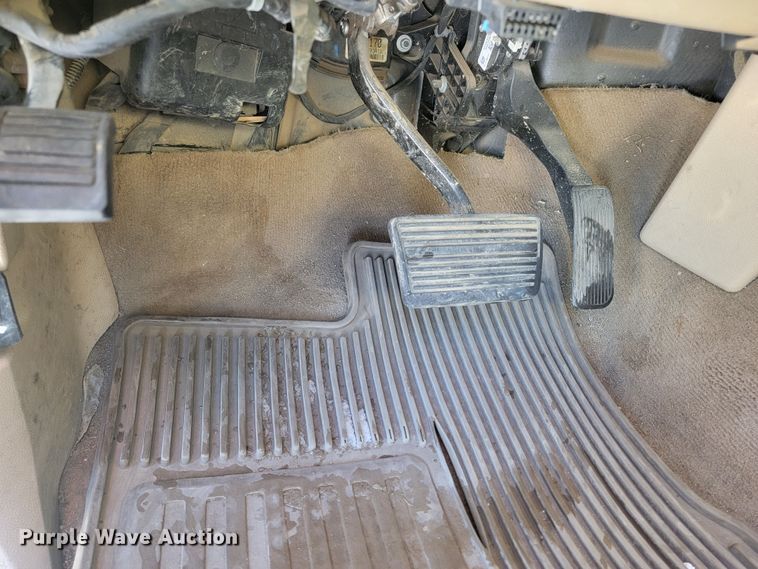 image for item ME9687 2014 Chevrolet 2500HD LTZ  Crew Cab pickup truck