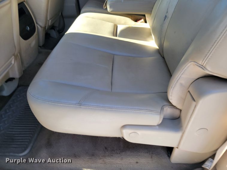 image for item ME9687 2014 Chevrolet 2500HD LTZ  Crew Cab pickup truck