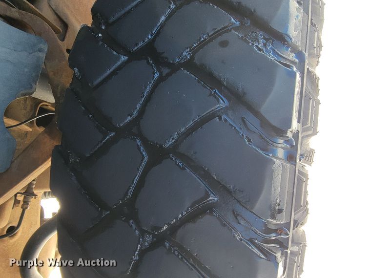 image for item ME9687 2014 Chevrolet 2500HD LTZ  Crew Cab pickup truck