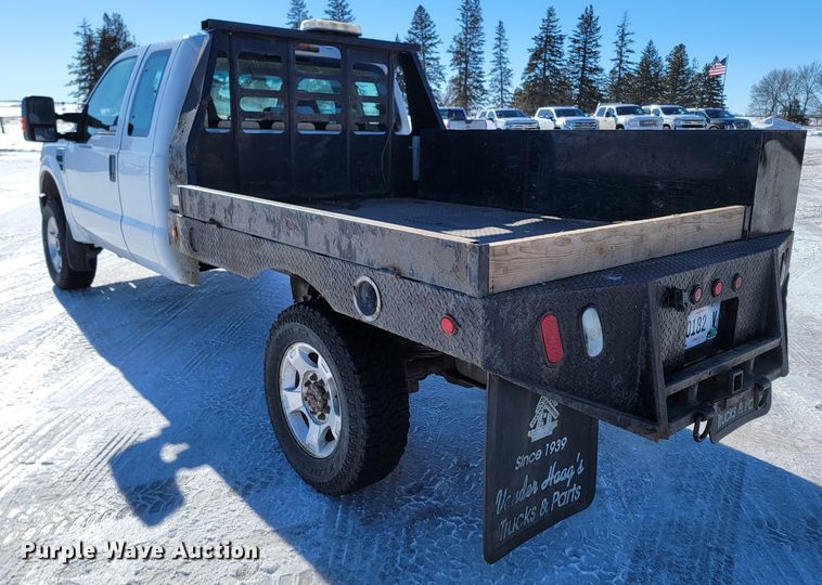 image for item ME9688 2009 Ford F350 Super Duty XL  SuperCab pickup truck
