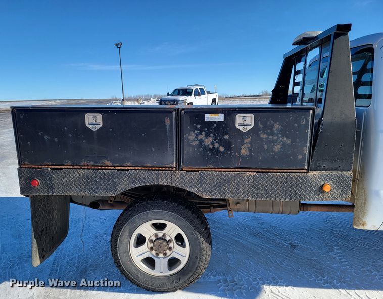 image for item ME9688 2009 Ford F350 Super Duty XL  SuperCab pickup truck