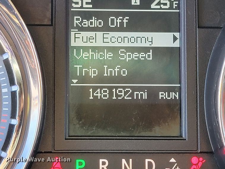 image for item ME9689 2011 Chrysler Town & Country  van