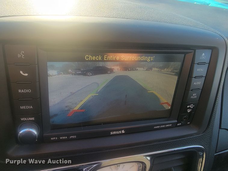 image for item ME9689 2011 Chrysler Town & Country  van