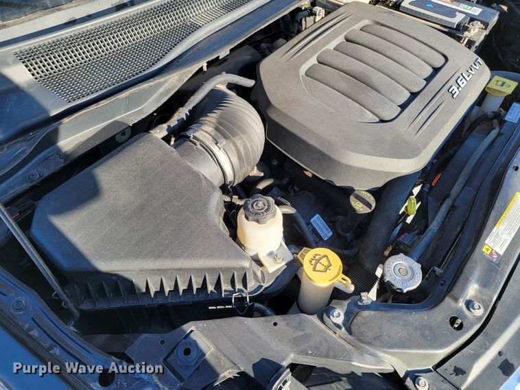 image for item ME9689 2011 Chrysler Town & Country  van