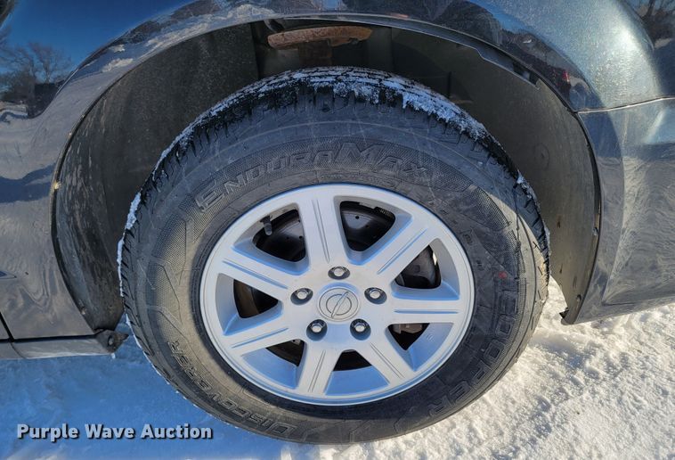 image for item ME9689 2011 Chrysler Town & Country  van