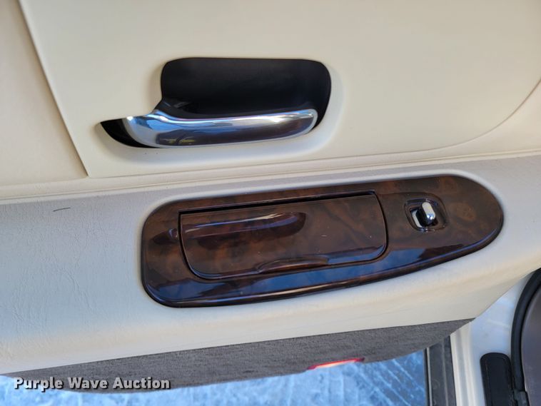 image for item ME9692 1998 Lincoln Town Car