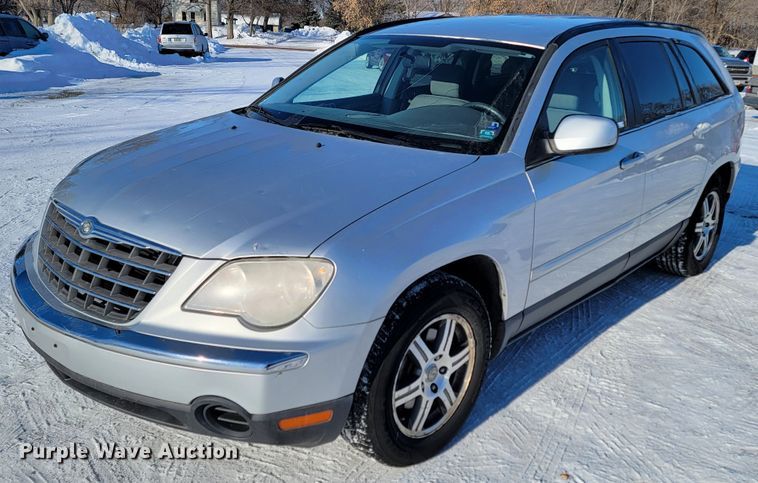 image for item ME9694 2007 Chrysler Pacifica Touring  SUV