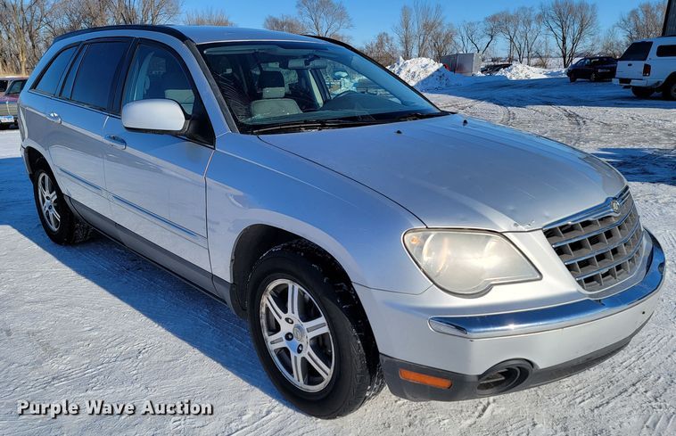 image for item ME9694 2007 Chrysler Pacifica Touring  SUV