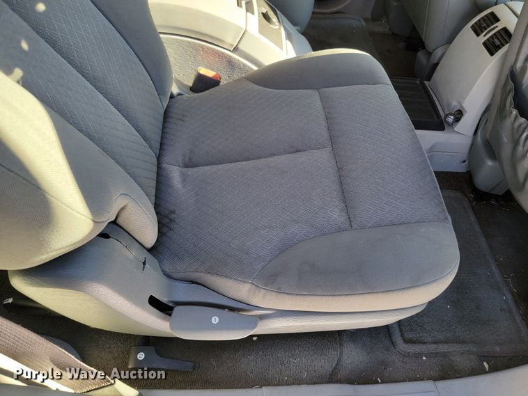 image for item ME9694 2007 Chrysler Pacifica Touring  SUV