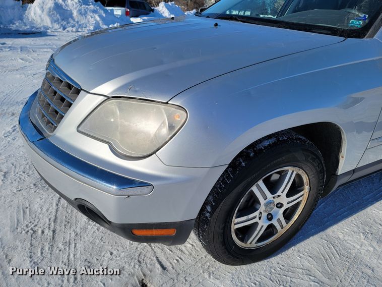 image for item ME9694 2007 Chrysler Pacifica Touring  SUV