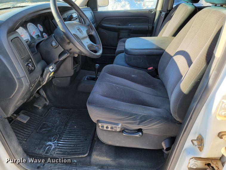 image for item ME9695 2003 Dodge Ram 1500 SLT  Quad Cab pickup truck