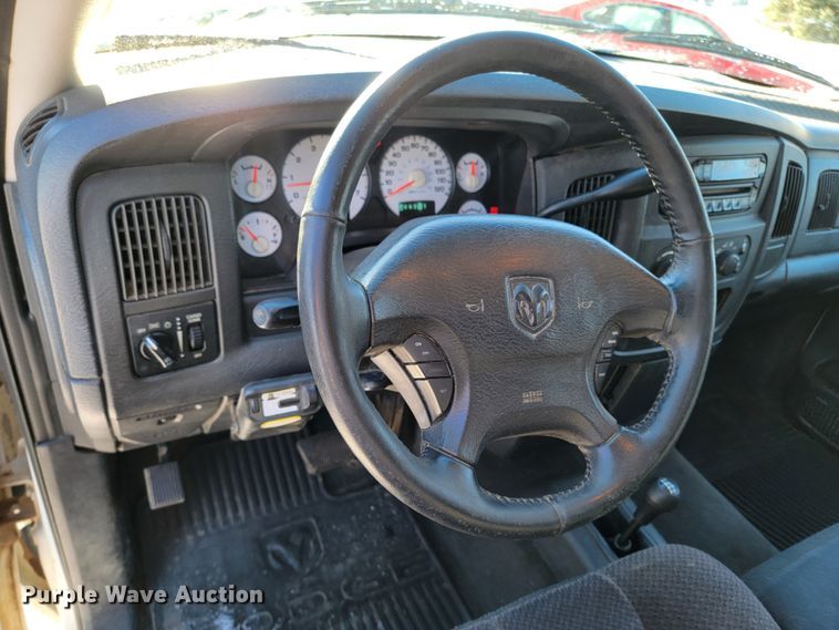 image for item ME9695 2003 Dodge Ram 1500 SLT  Quad Cab pickup truck