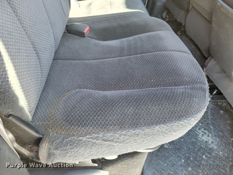 image for item ME9695 2003 Dodge Ram 1500 SLT  Quad Cab pickup truck