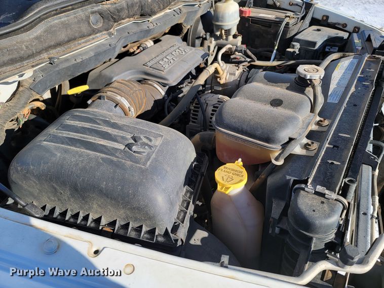 image for item ME9695 2003 Dodge Ram 1500 SLT  Quad Cab pickup truck