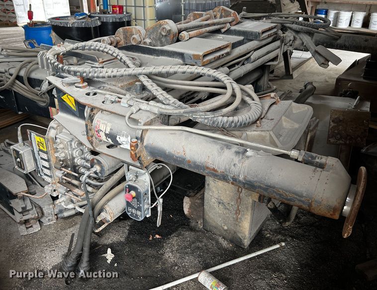 image for item MF9801 2003 Hiab 250-3  crane