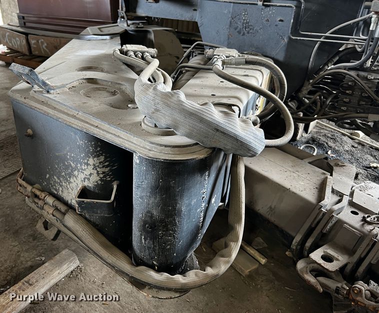 image for item MF9801 2003 Hiab 250-3  crane