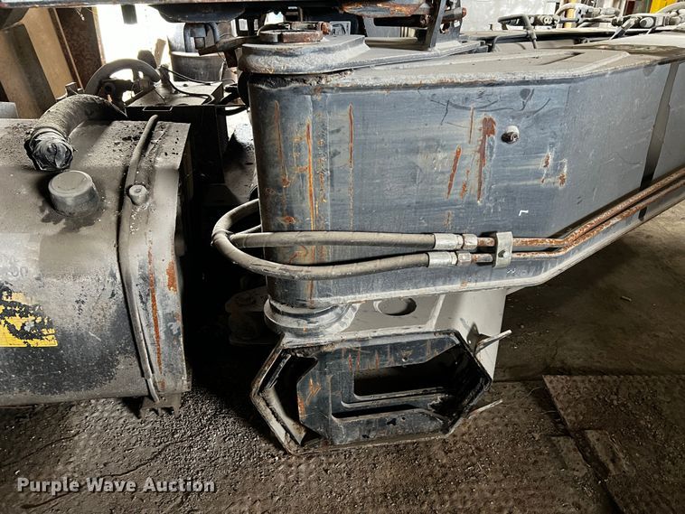 image for item MF9801 2003 Hiab 250-3  crane