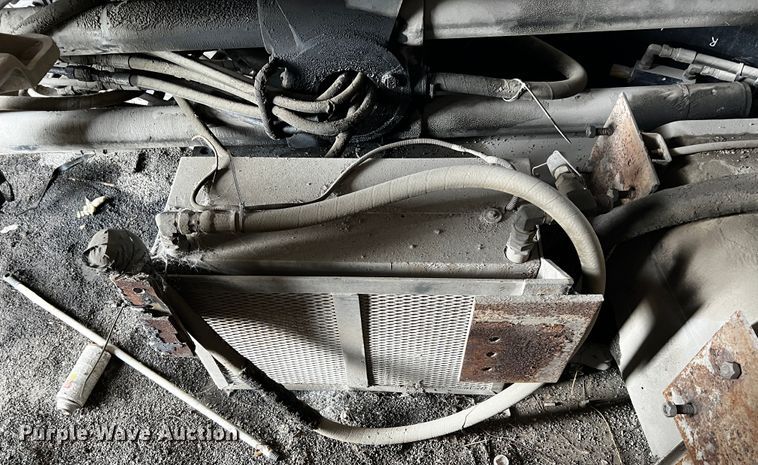 image for item MF9801 2003 Hiab 250-3  crane