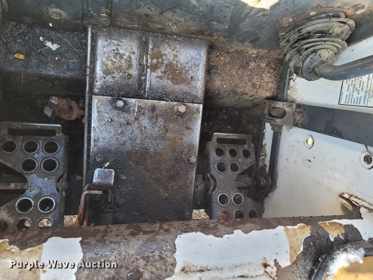 image for item MH9718 1994 Bobcat 773  skid steer loader