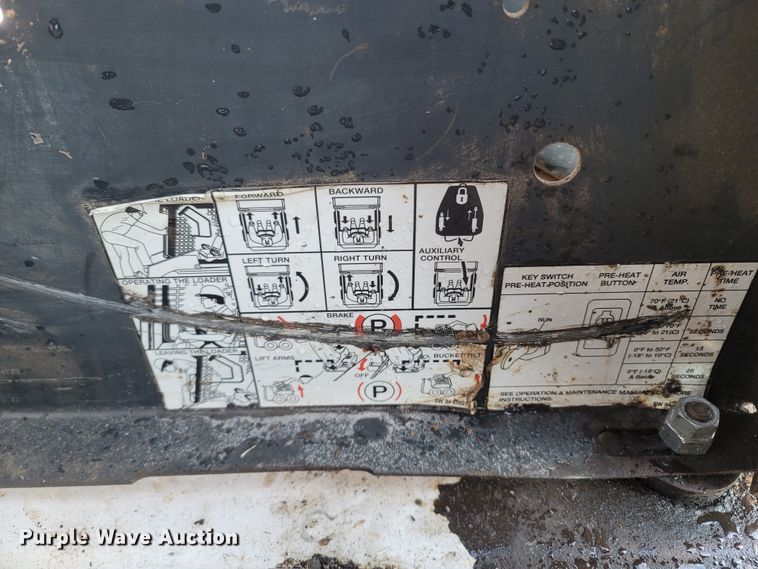 image for item MH9718 1994 Bobcat 773  skid steer loader