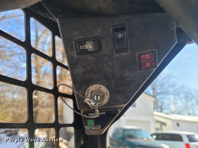 image for item MH9718 1994 Bobcat 773  skid steer loader