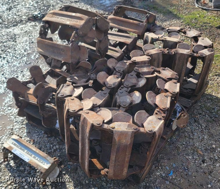 image for item MH9719 (2) Loegering Trail Blazers 15"W over the tire tracks