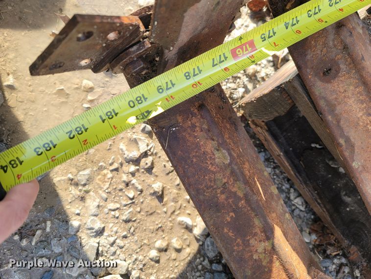 image for item MH9719 (2) Loegering Trail Blazers 15"W over the tire tracks