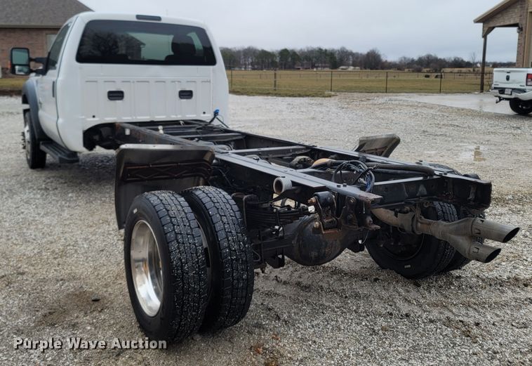 image for item MH9749 2016 Ford F550 Super Duty  truck cab and chassis