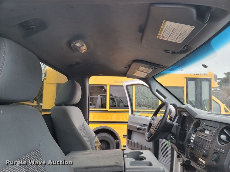 image for item MH9749 2016 Ford F550 Super Duty  truck cab and chassis