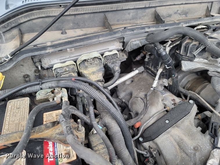 image for item MH9749 2016 Ford F550 Super Duty  truck cab and chassis