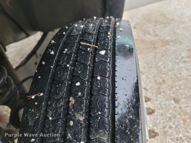 image for item MH9749 2016 Ford F550 Super Duty  truck cab and chassis