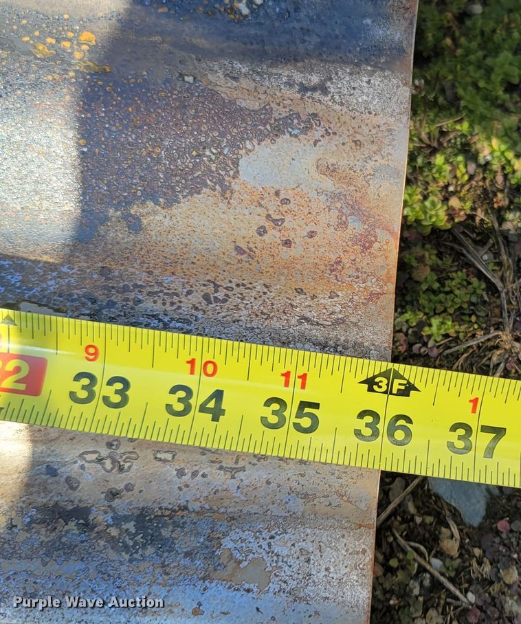 image for item MH9772 (77) sheets of wainscoting corrugated steel