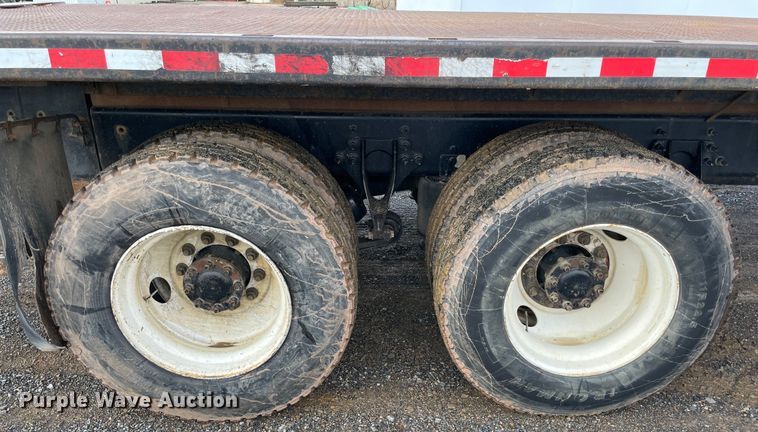 image for item MI9633 2015 International 4400  flatbed truck