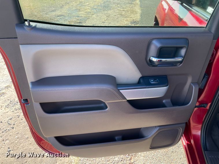 image for item MI9761 2018 Chevrolet Silverado 1500 LTZ  Crew Cab pickup truck