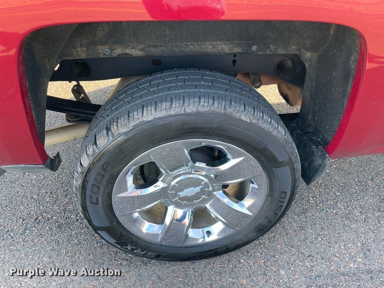 image for item MI9761 2018 Chevrolet Silverado 1500 LTZ  Crew Cab pickup truck