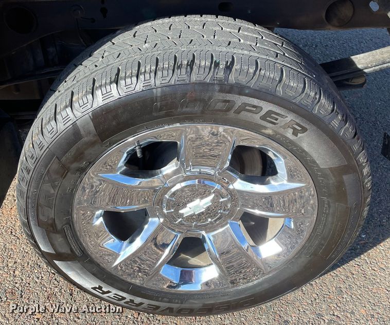 image for item MI9761 2018 Chevrolet Silverado 1500 LTZ  Crew Cab pickup truck