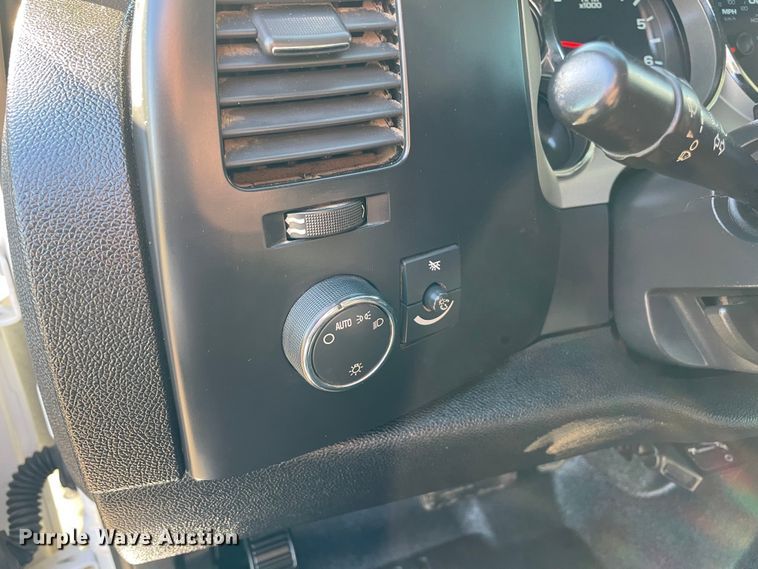 image for item MI9762 2008 Chevrolet Silverado 1500  Ext. Cab pickup truck