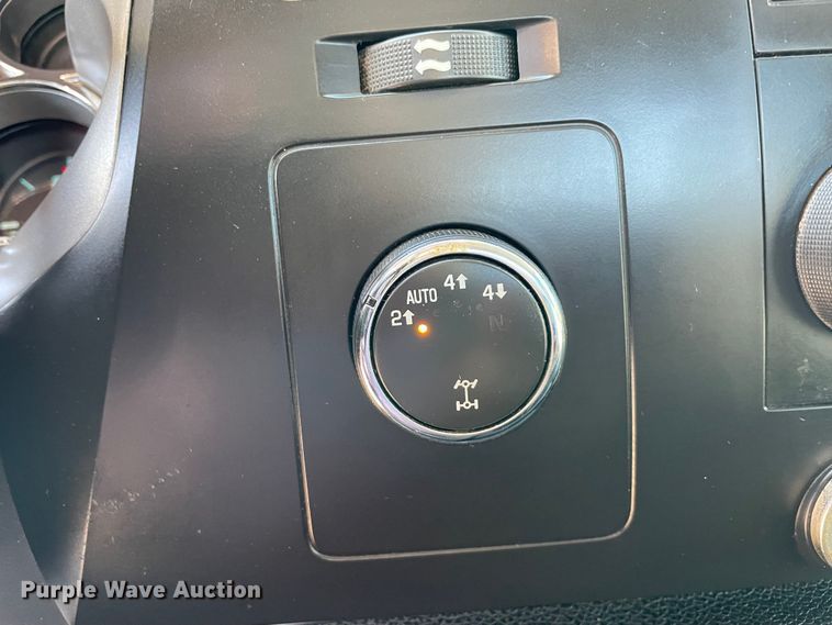 image for item MI9762 2008 Chevrolet Silverado 1500  Ext. Cab pickup truck