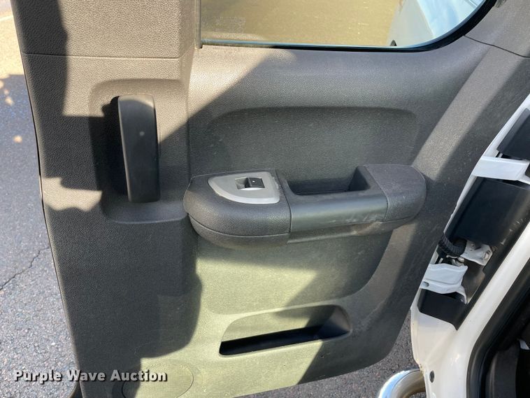 image for item MI9762 2008 Chevrolet Silverado 1500  Ext. Cab pickup truck